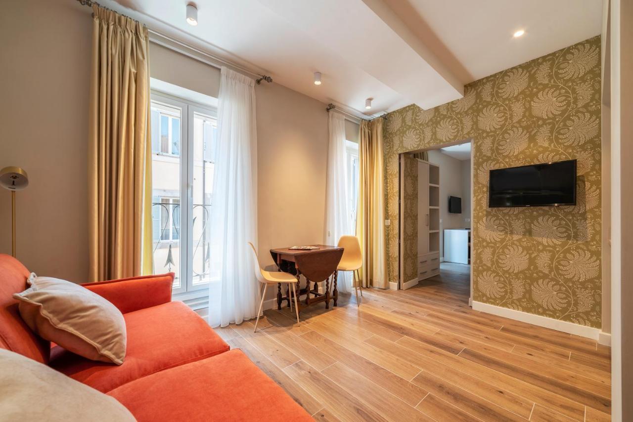 Luxury Corso Suite - Designd Stays Roma Esterno foto