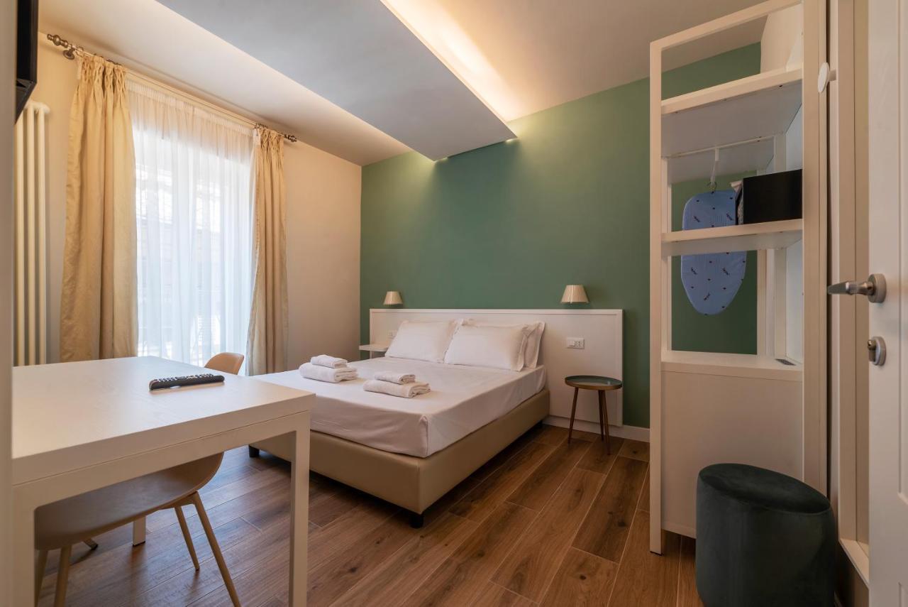 Luxury Corso Suite - Designd Stays Roma Esterno foto